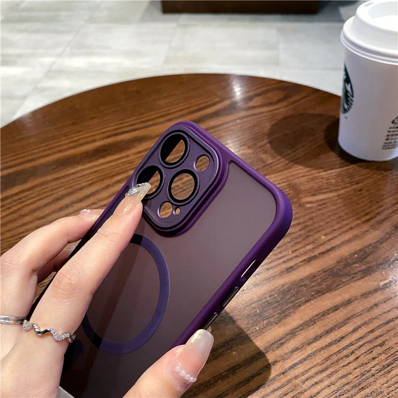 Capinha Magnética de Silicone para iPhone: Proteção e Estilo Unidos em um Design Inovador